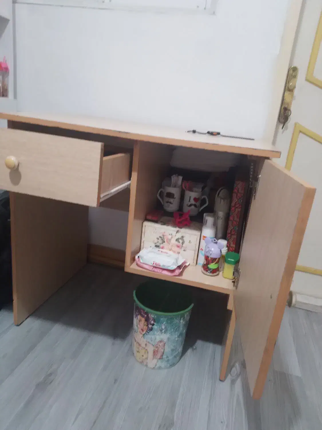 میز تحریر در حد نو ۱۷۰۰میلیون|میز تحریر و کامپیوتر|رشت, لاکان شهر|دیوار