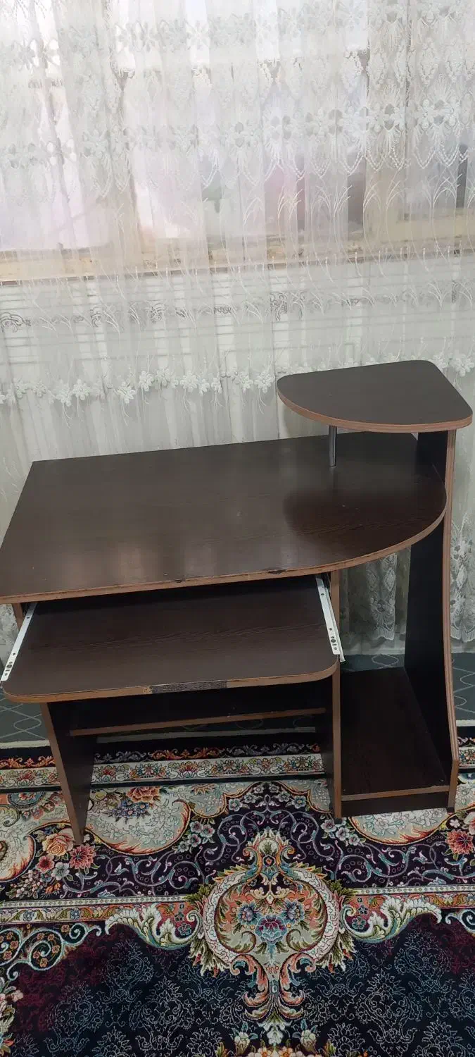 میزکامپیوتر|میز تحریر و کامپیوتر|رباط‌کریم, شترخوار|دیوار