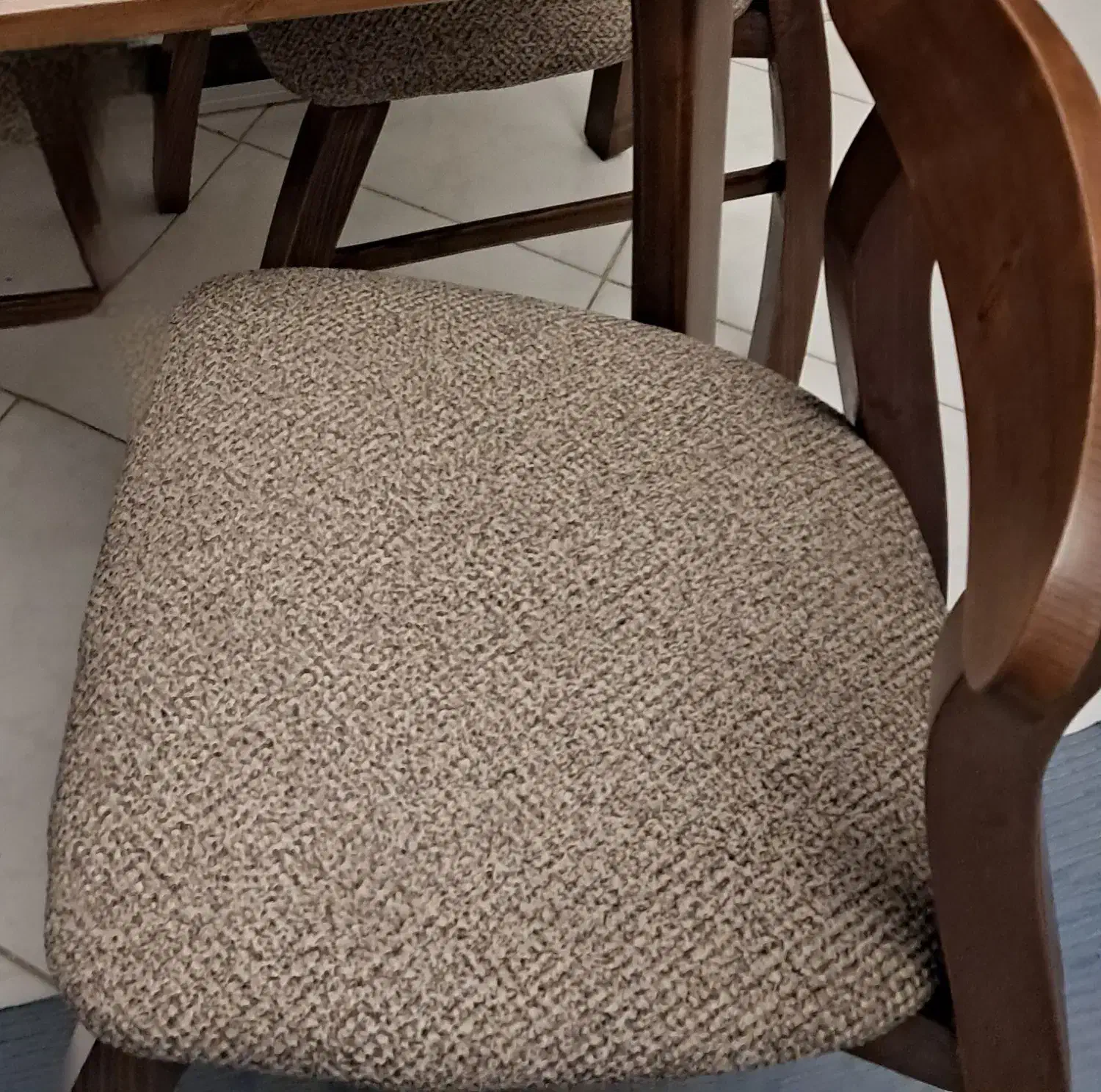 میز ناهارخوری ۴ نفره|میز و صندلی غذاخوری|تهران, جیحون|دیوار