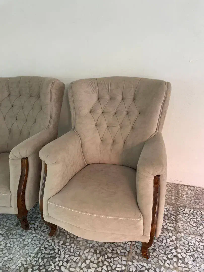 دو عدد مبل تک نفره در حد نو بسیار باکیفیت|مبلمان خانگی و میز عسلی|بندر انزلی, تهران|دیوار