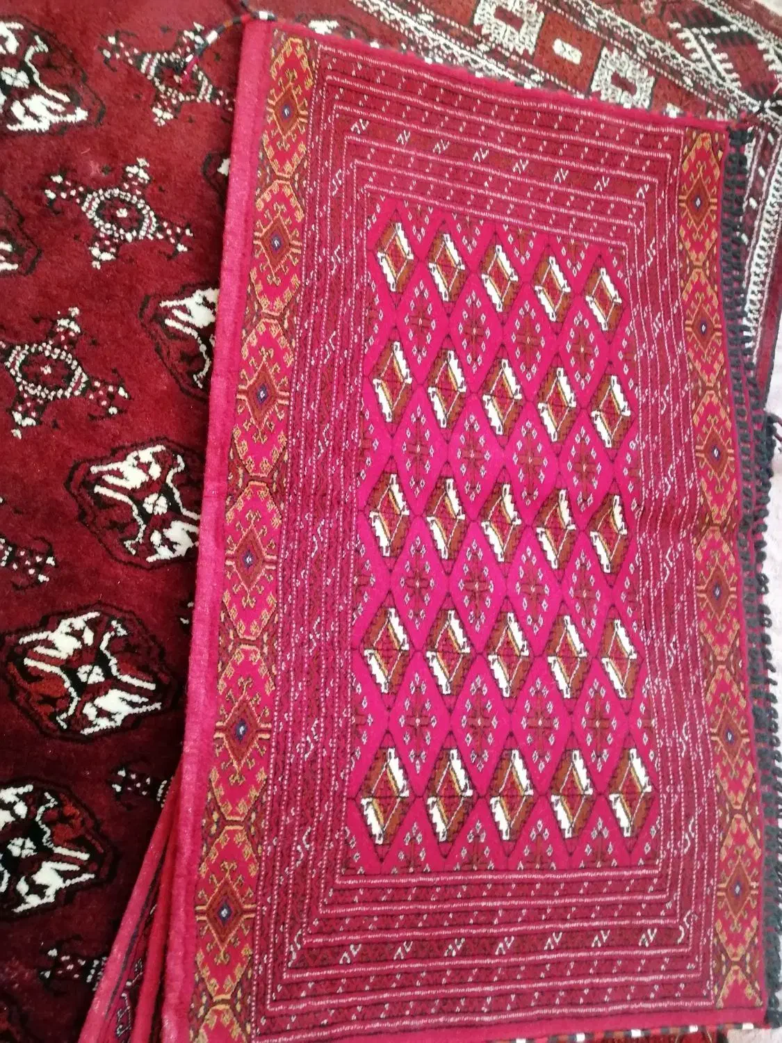 قارچین|فرش|گنبد کاووس, |دیوار