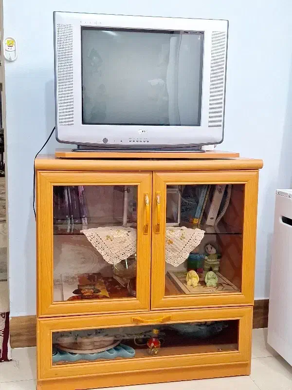 تلویزیون ال جی|تلویزیون و پروژکتور|بروجرد, |دیوار