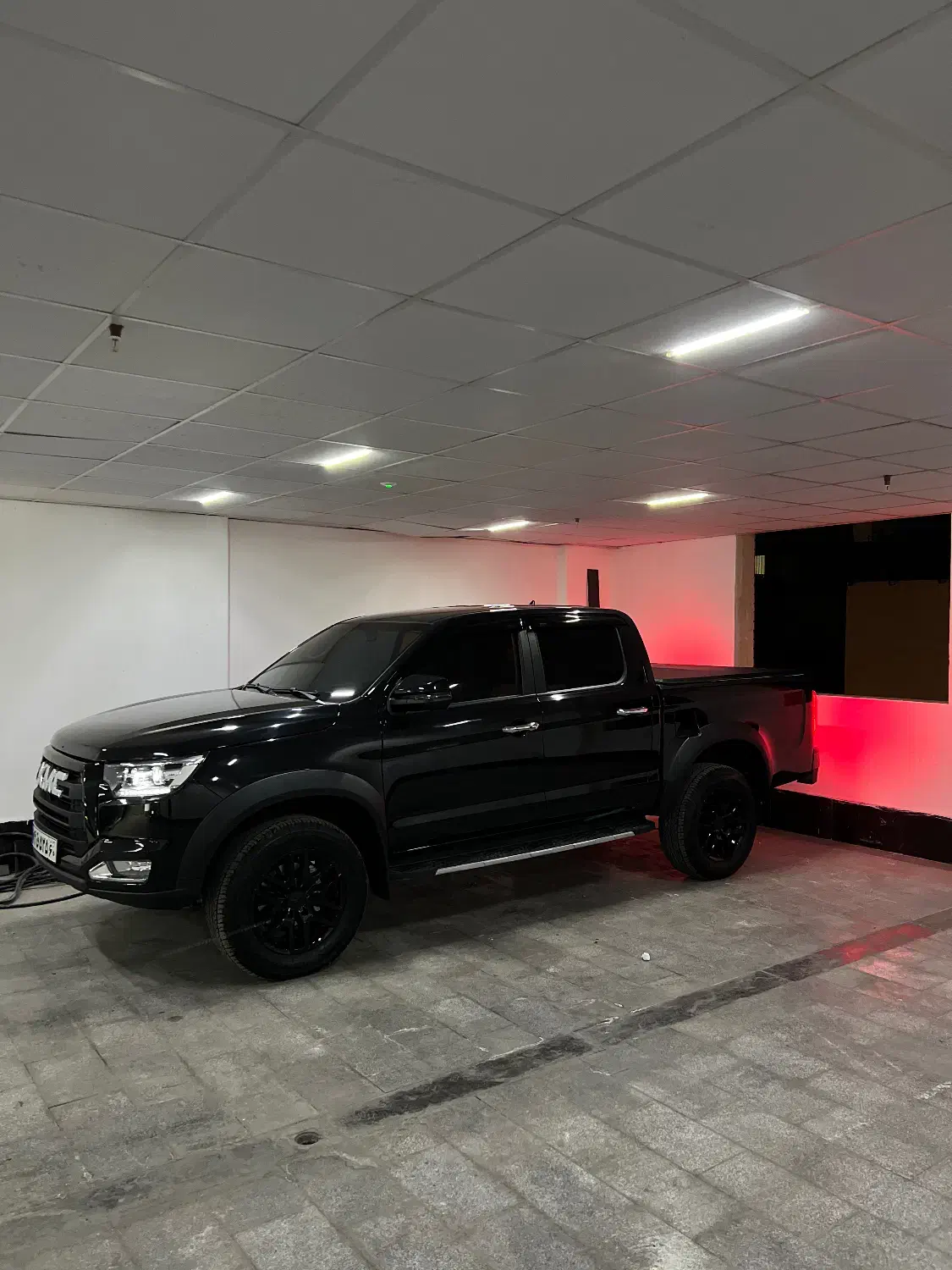 تی ۸ ۴۰۳ ۹هزار تا کار|خودرو سواری و وانت|تهران, نیاوران|دیوار