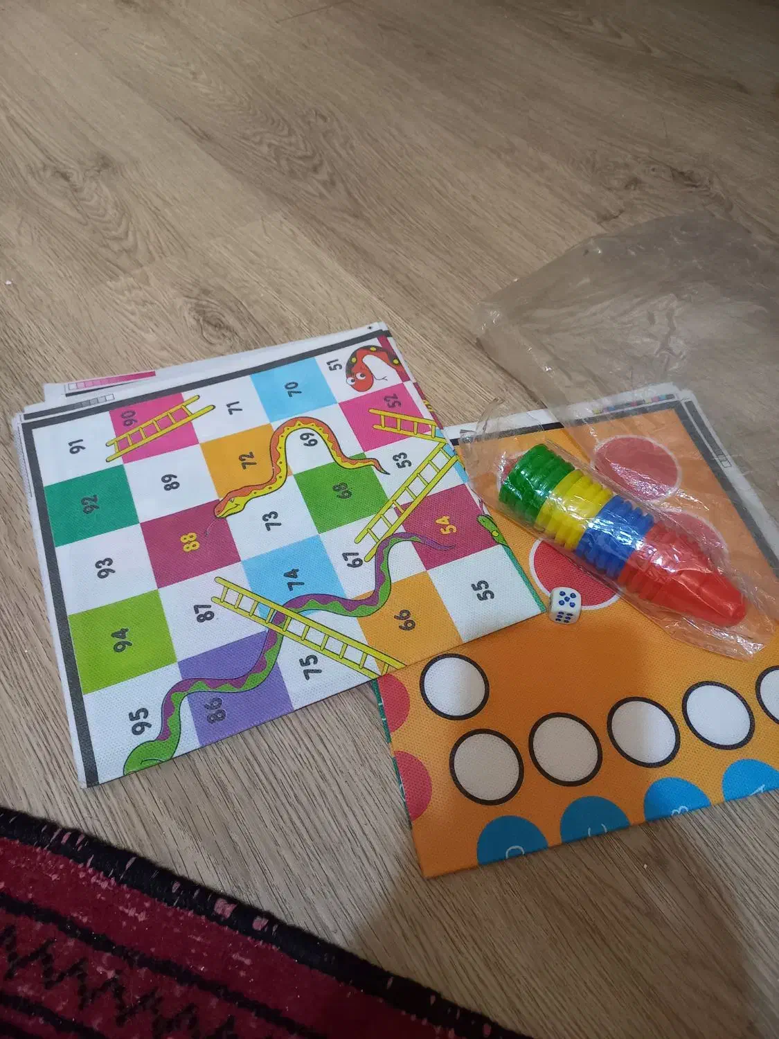 منچ و مارپله|اسباب‌‌بازی|مشهد, تربیت (صدف)|دیوار