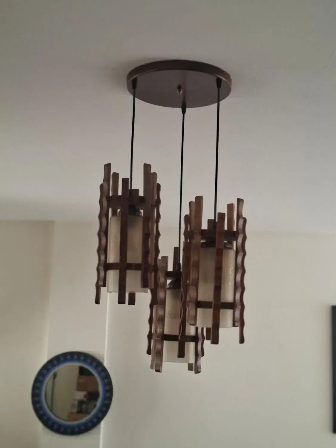 چهار عدد لوستر سه شاخه و تک شاخه|لوستر و چراغ آویز|تهران, هروی|دیوار