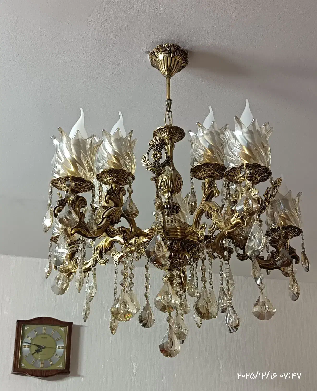 لوستر برنجی ۵ شاخه ۱۰ شعله|لوستر و چراغ آویز|قرچک, زیبا شهر|دیوار