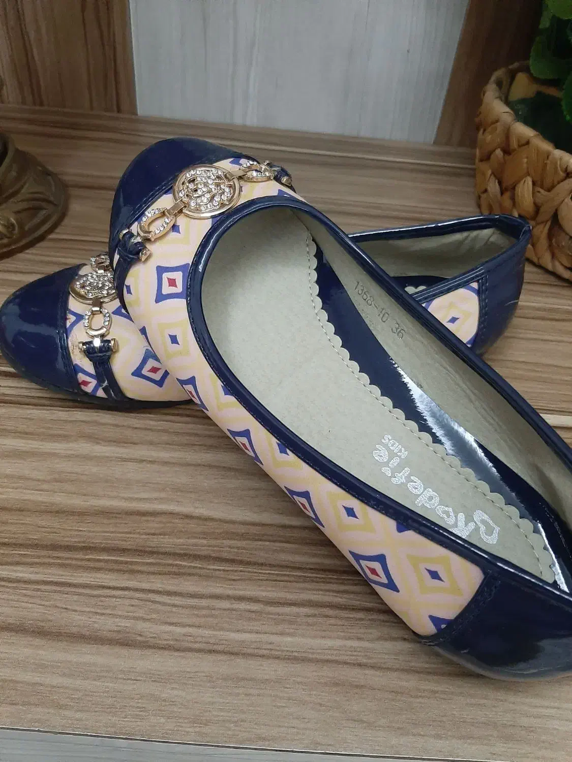 لباس و کفش دخترانه، مناسب ۶ تا ۹ سال|لباس|آستارا, |دیوار