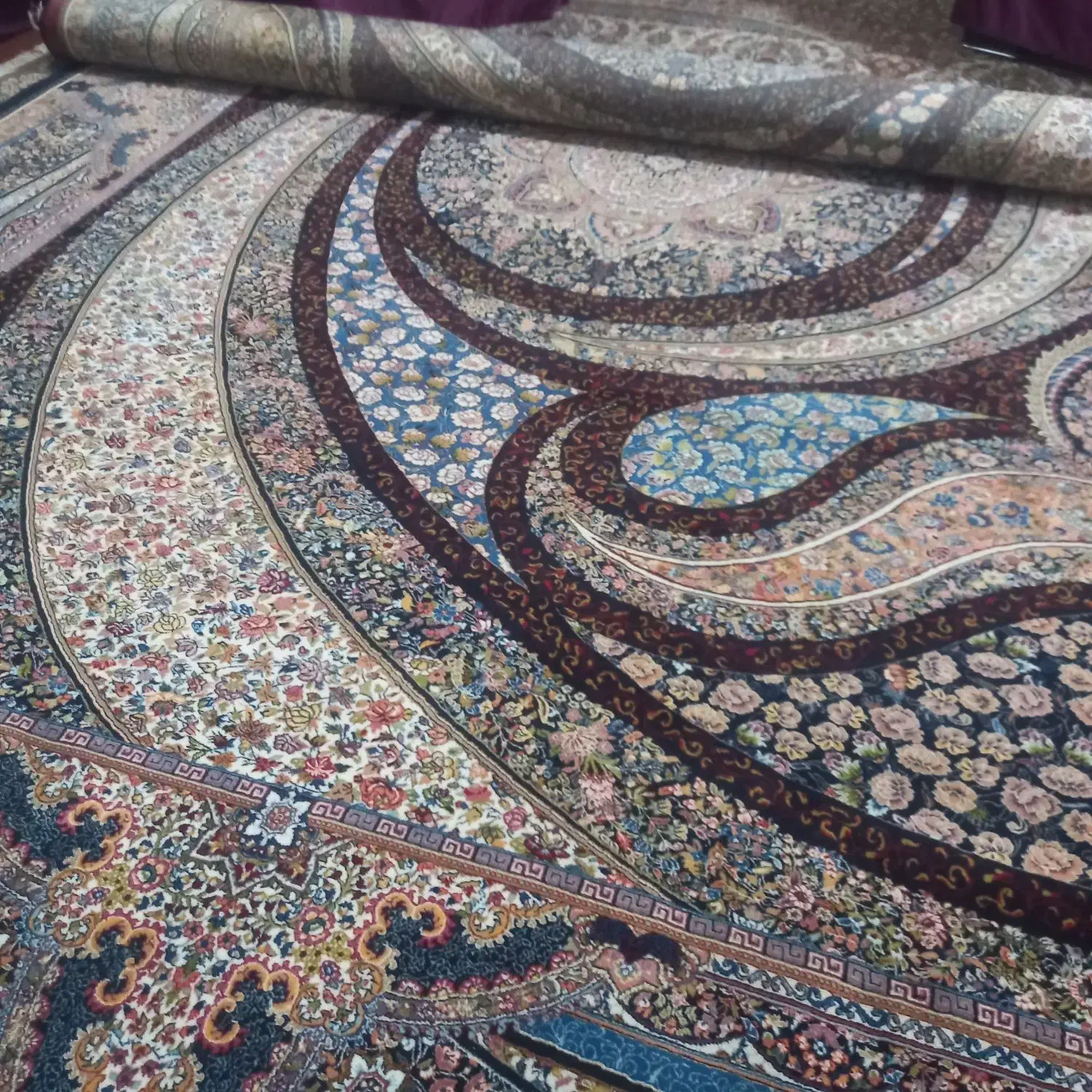 یک تخته فرش ۱۲متری|فرش|شهرکرد, |دیوار