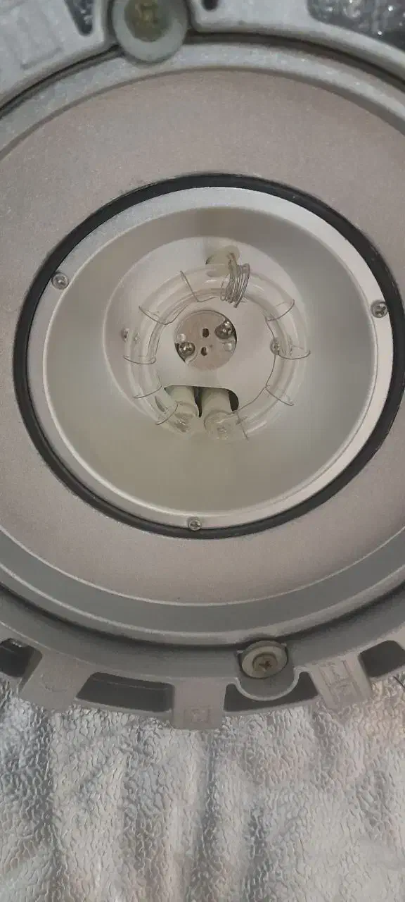 فروش نور اتلیه 200ژول|دوربین عکاسی و فیلم‌برداری|گلبهار, شهر جدید گلبهار|دیوار