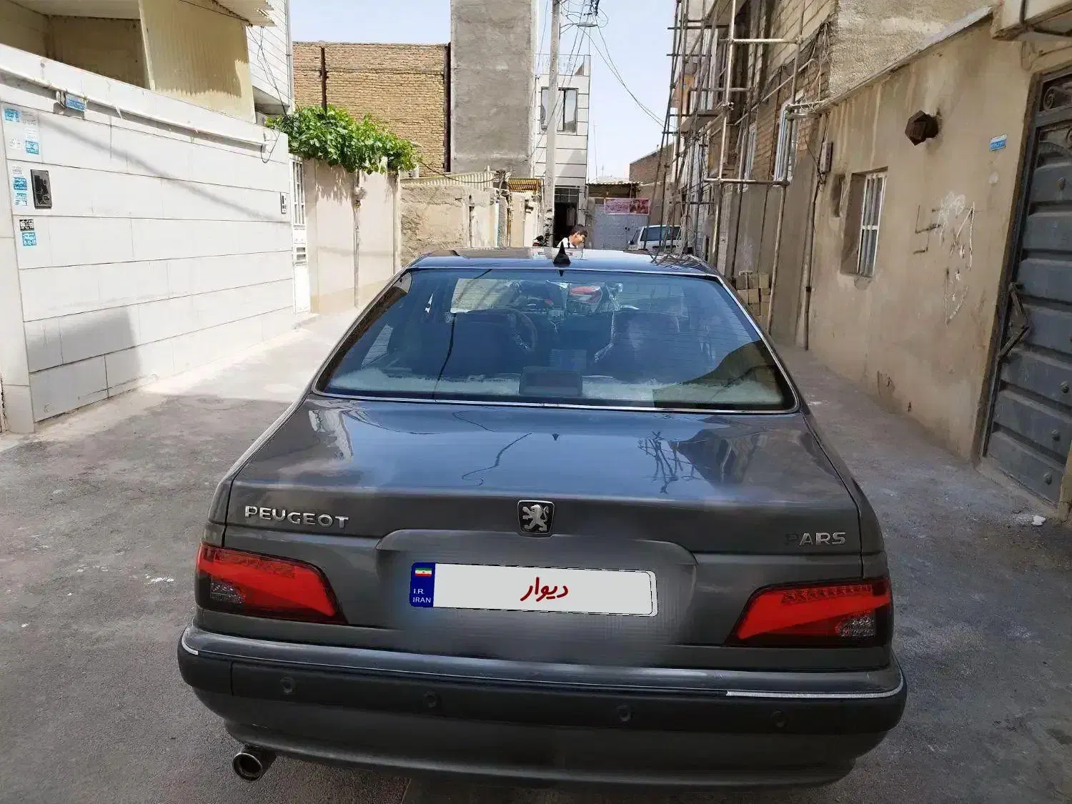 پژو پارس خاکستری xu7مدل۹۴|خودرو سواری و وانت|قزوین, |دیوار