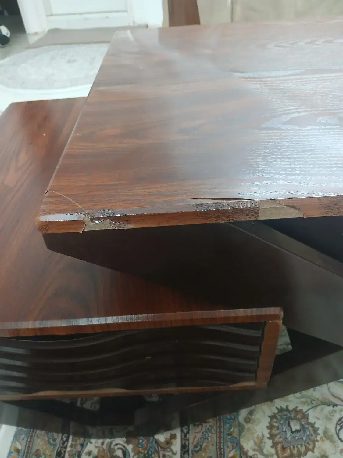 میزجلومبلی وسه عددعسلی|مبلمان خانگی و میز عسلی|شاهینشهر, شهرک ردانی پور|دیوار