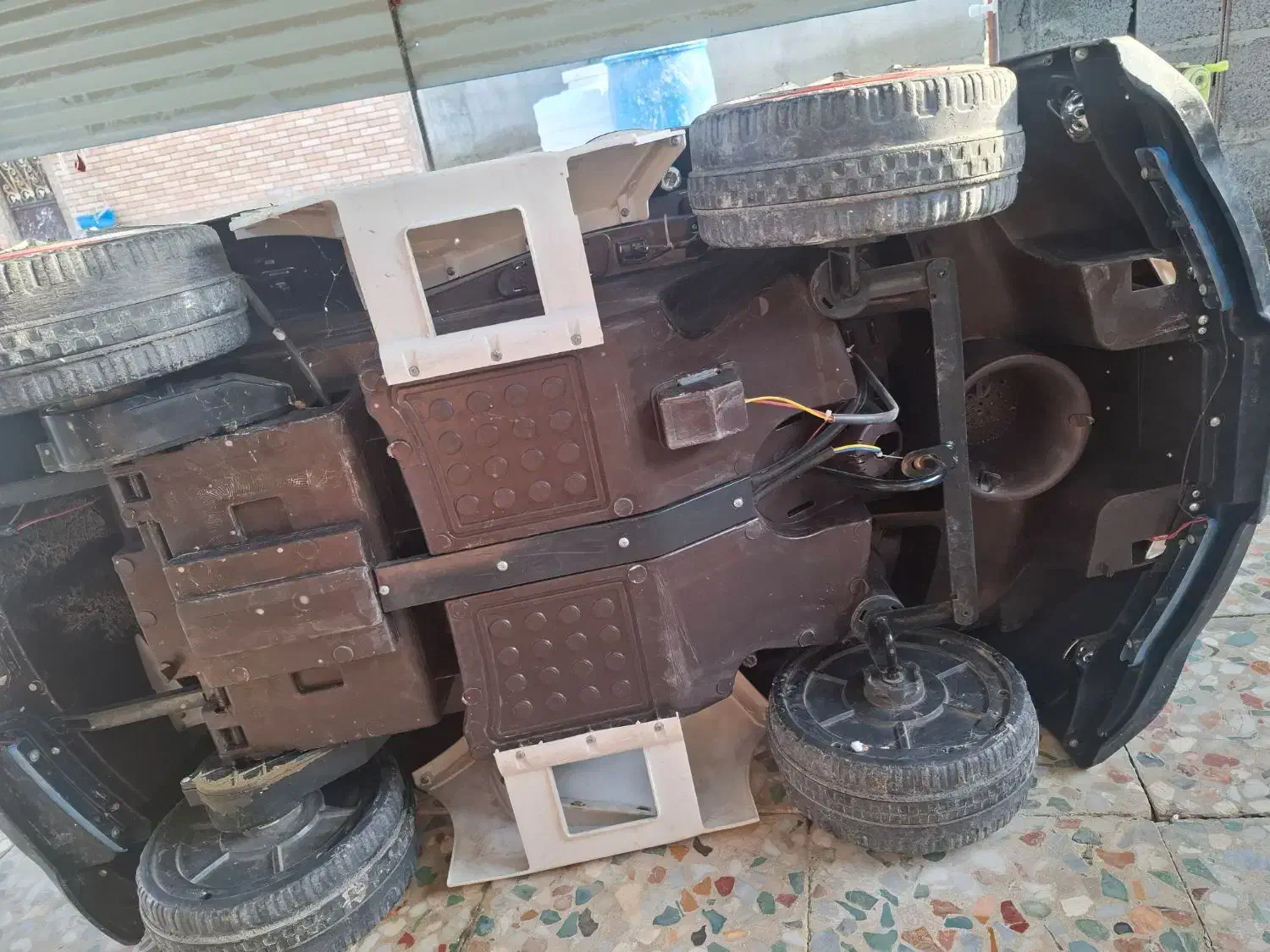 ماشین شارژی|اسباببازی بچه|میناب, |دیوار