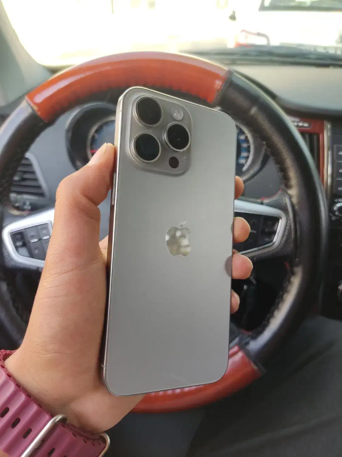 ۱۵ پرو مکس باطری ۱۰۰ zaa|موبایل|اردبیل, |دیوار