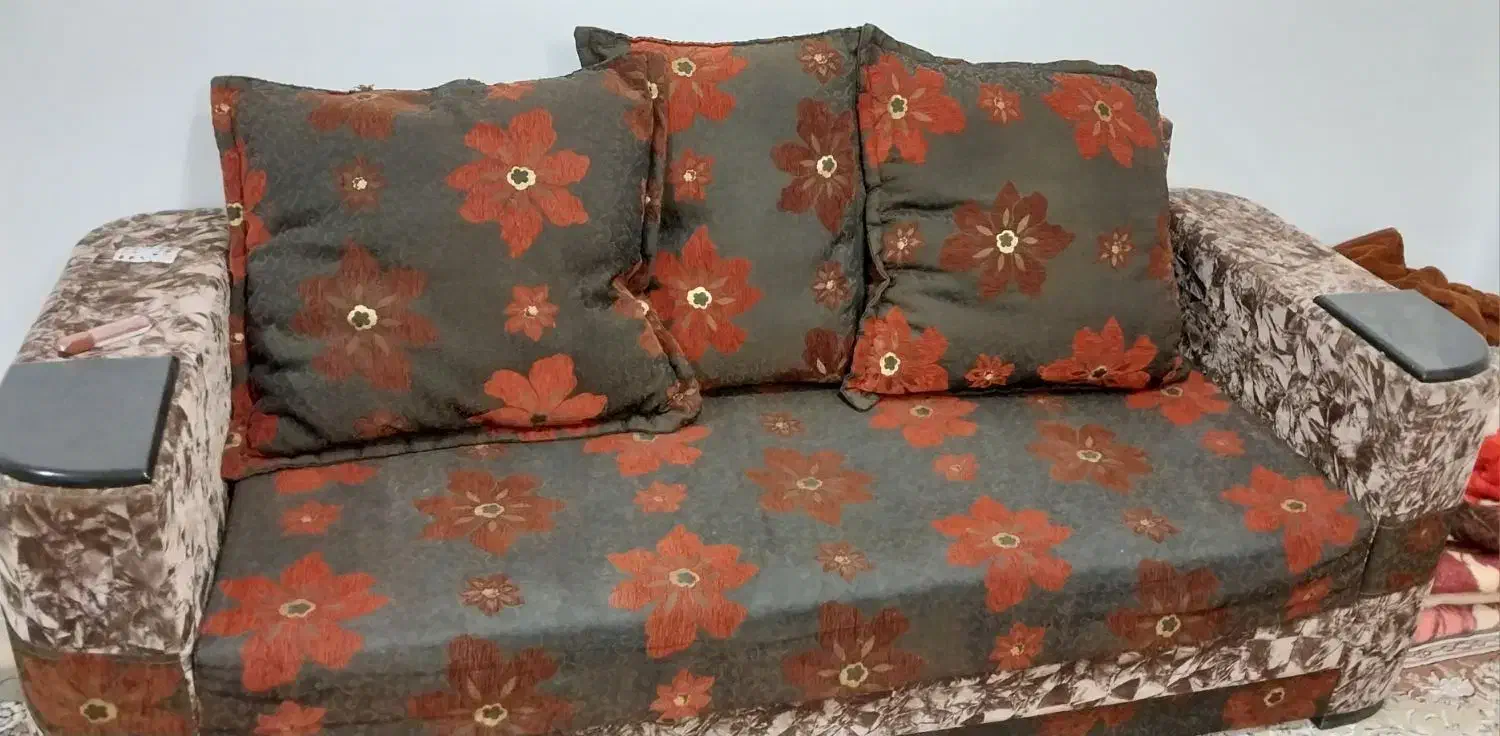 مبل ۷ نفره|مبلمان خانگی و میز عسلی|بروجرد, |دیوار