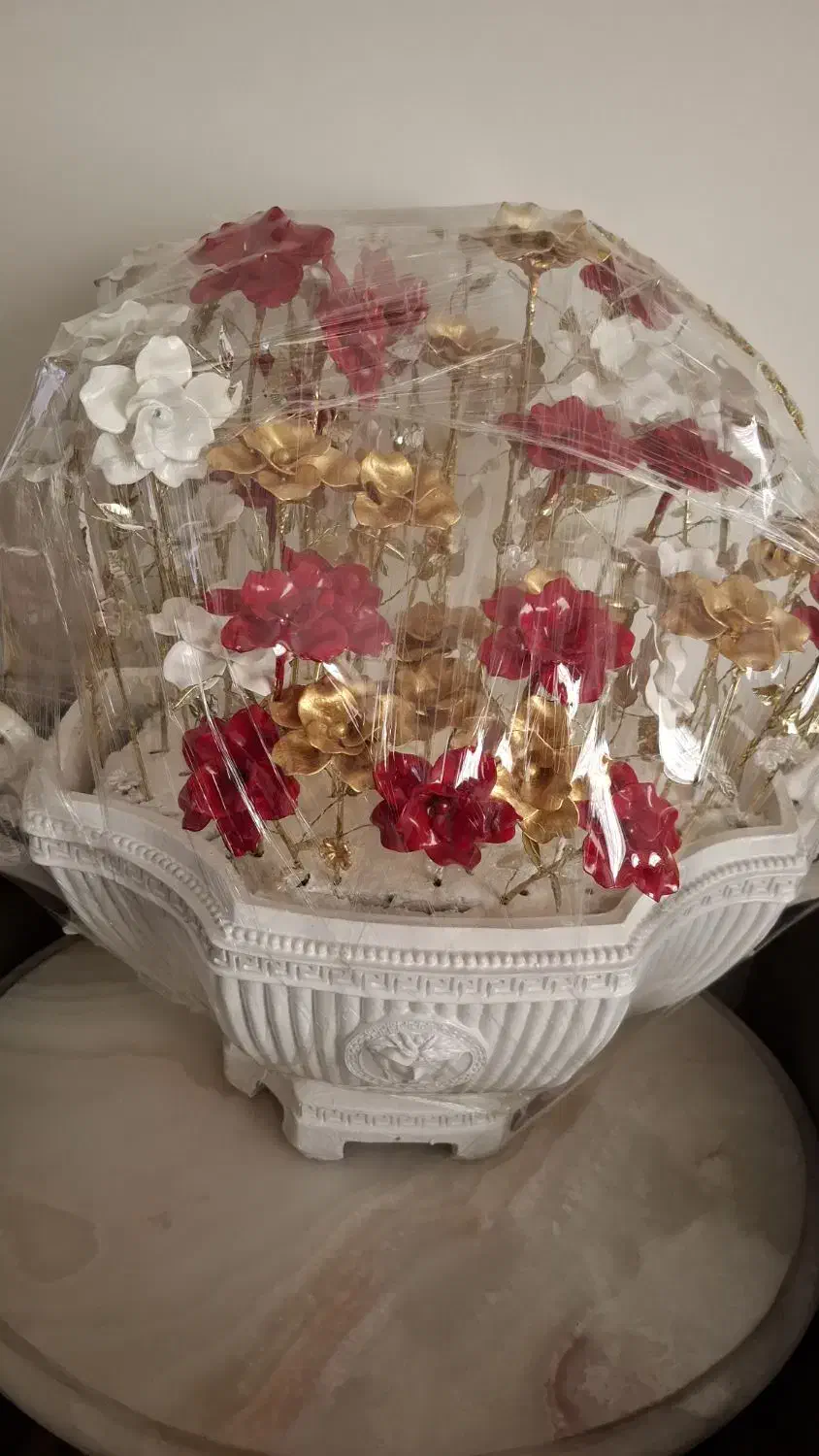 گلدان با گلهای مصنوعی|گل مصنوعی|نوشهر, |دیوار