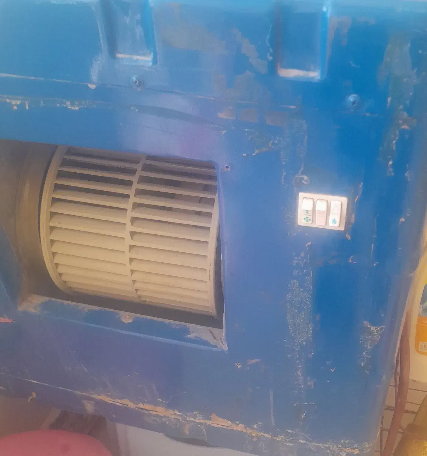 کولر آبی در حد نو|کولر آبی|مرودشت, نقش رستم|دیوار