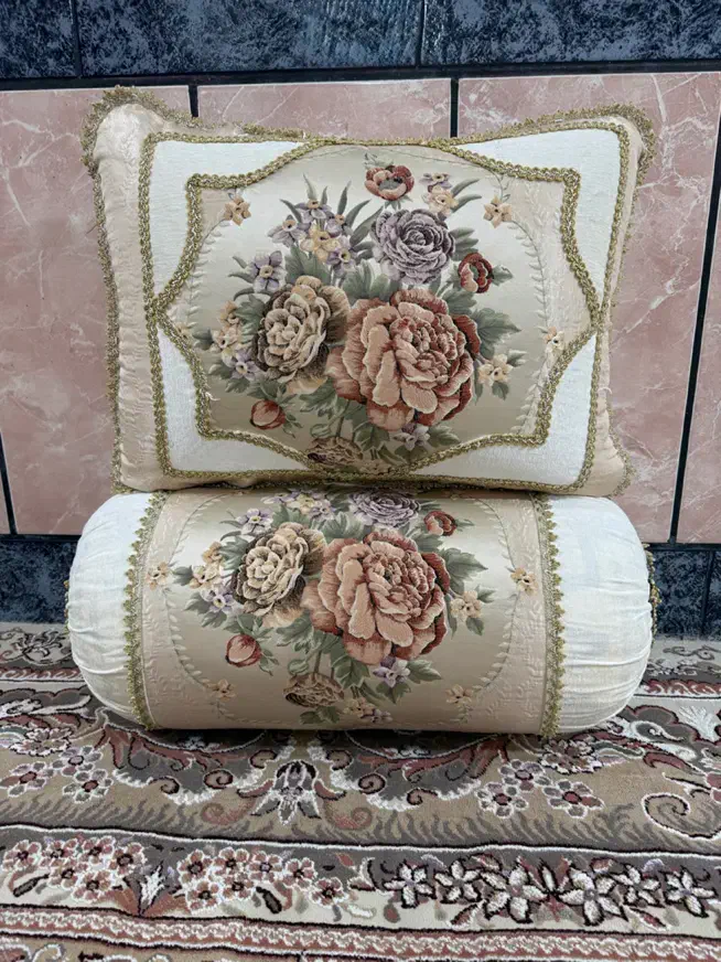 بالشت|رختخواب، بالش، پتو|دهدشت, |دیوار