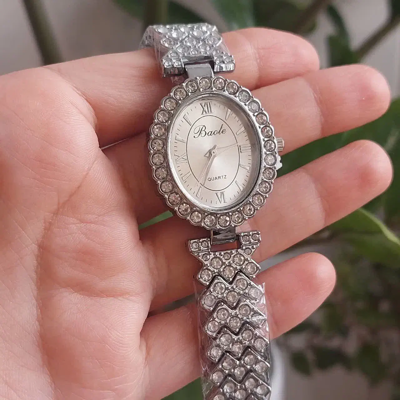 ساعت نگین دار و مجلسی ساعت مچی|ساعت|قم, پردیسان|دیوار