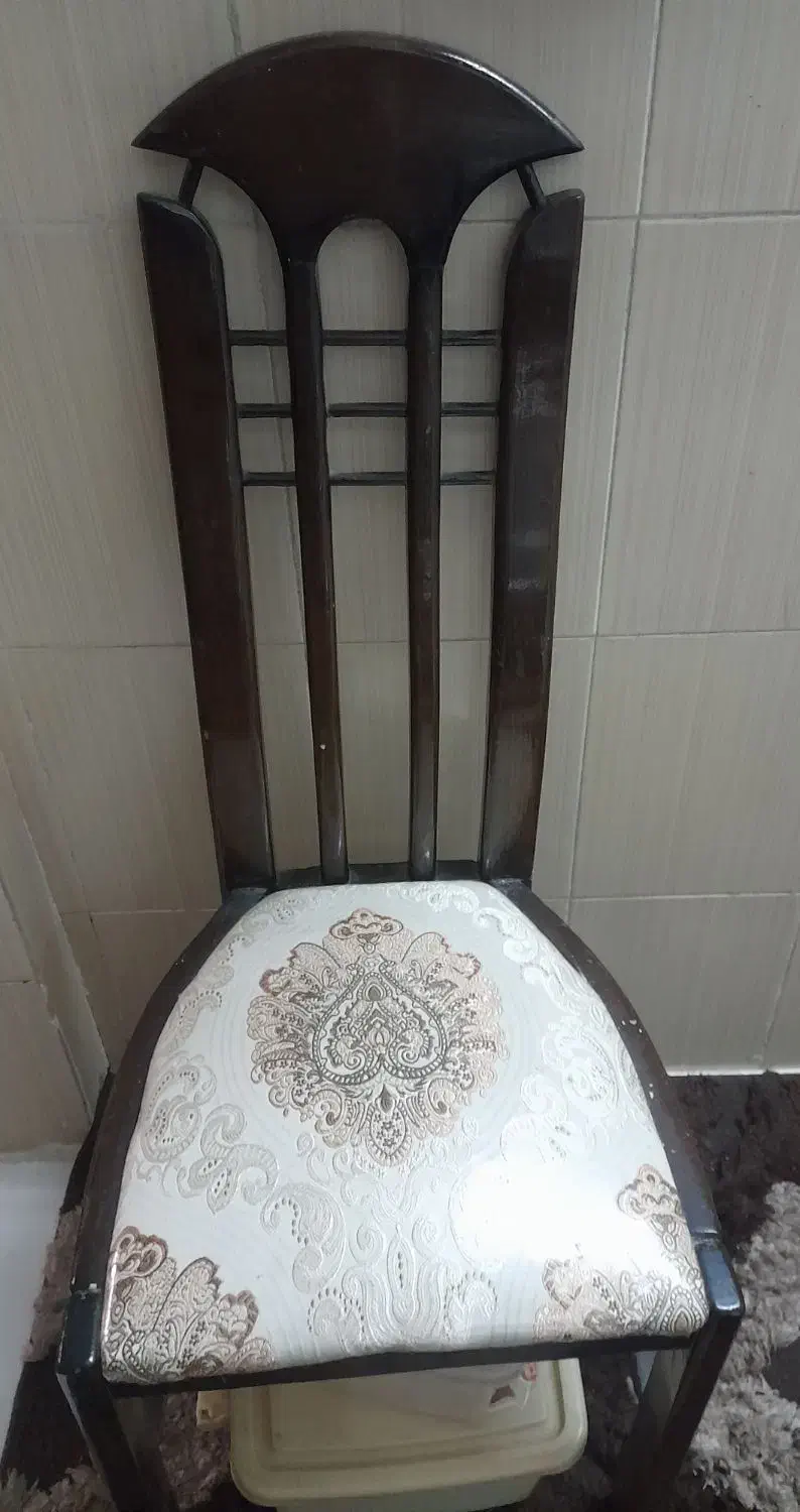 دو عدد صندلی سالم ۹۵۰|میز و صندلی غذاخوری|سبزوار, قصبه غربی|دیوار