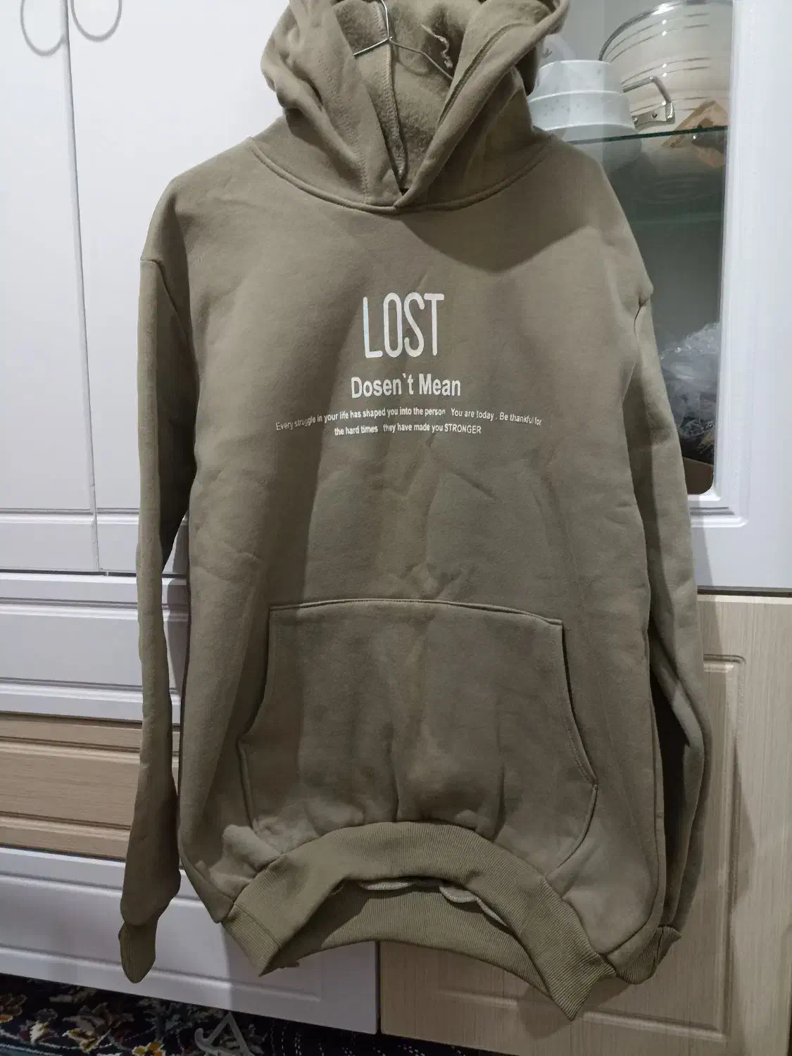 پوشاک|لباس|تایباد, |دیوار