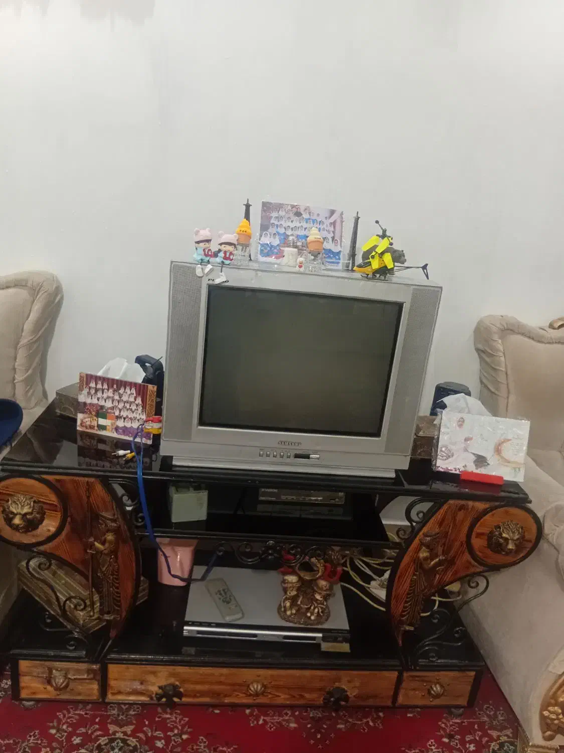 تلویزیون|تلویزیون و پروژکتور|چناران, |دیوار