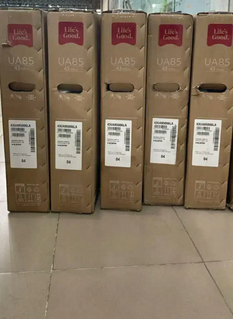 تلویزیون الجی مدل UA85006LA|تلویزیون و پروژکتور|قم, بنیاد|دیوار