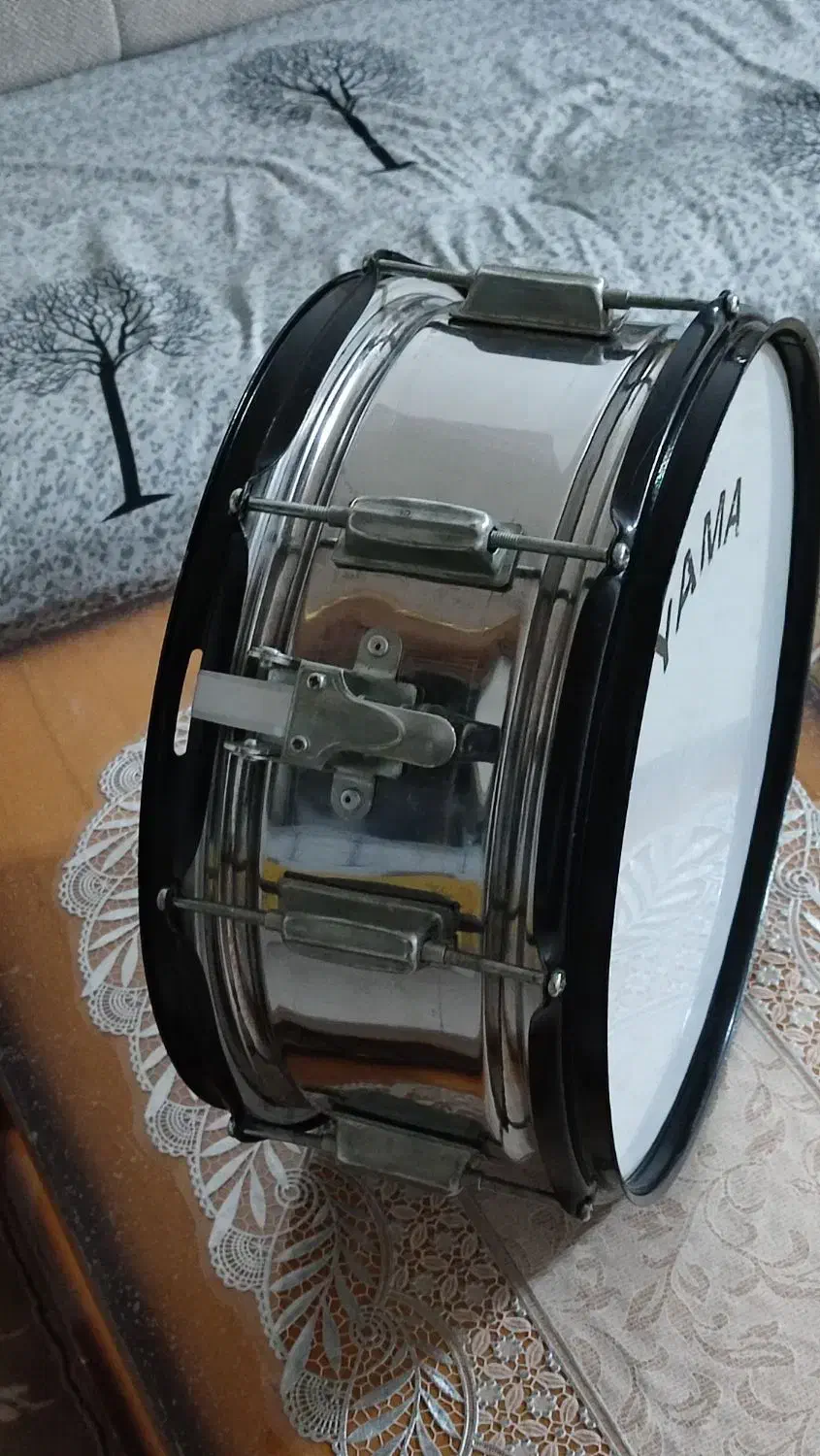 طبل|درام و پرکاشن|نجفآباد, کشاورز|دیوار