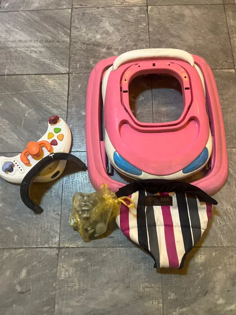 روروئک و کریر|اسباببازی|تهران, نارمک|دیوار