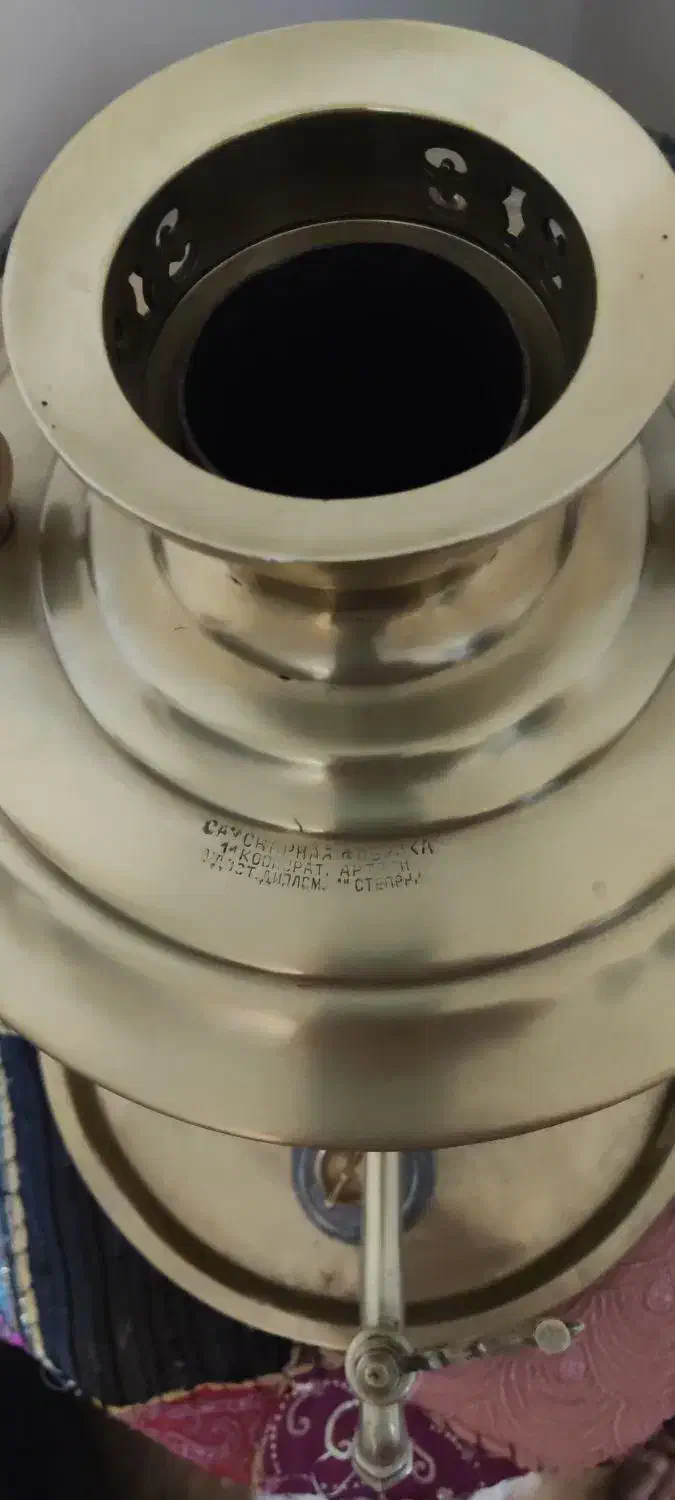 سماور روسی زغالی قدیمی|کلکسیون اشیاء عتیقه|کن, |دیوار