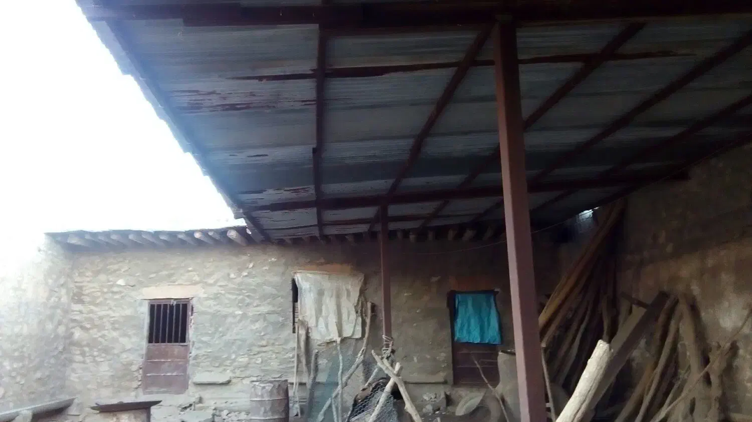 ساختمانی سوله ای با کاربردهای مختلف|اجارهٔ دفتر صنعتی، کشاورزی، تجاری|دهدشت, |دیوار