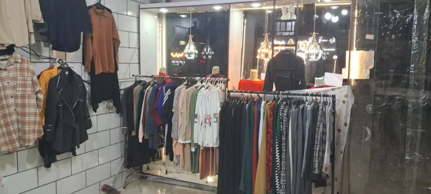 فروش مغازه به صورت کلی به قیمت فاکتور|لباس|شهرکرد, |دیوار