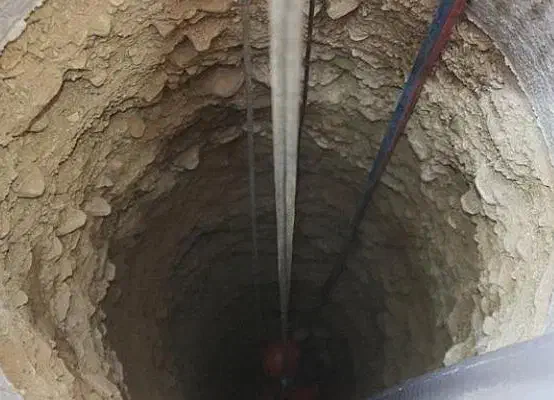 چاه کنی و تخریب با قیمت مناسب|خدمات پیشه و مهارت|نجفآباد, باغ ملی|دیوار