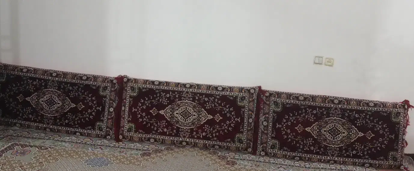 پشتی|پشتی|قیدار, |دیوار