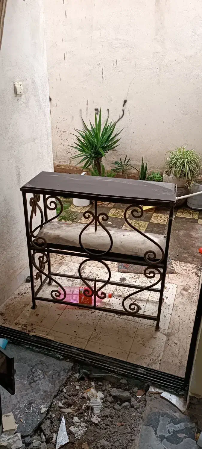 میز  فلزی آهنی|میز تحریر و کامپیوتر|رشت, بیجارپس|دیوار