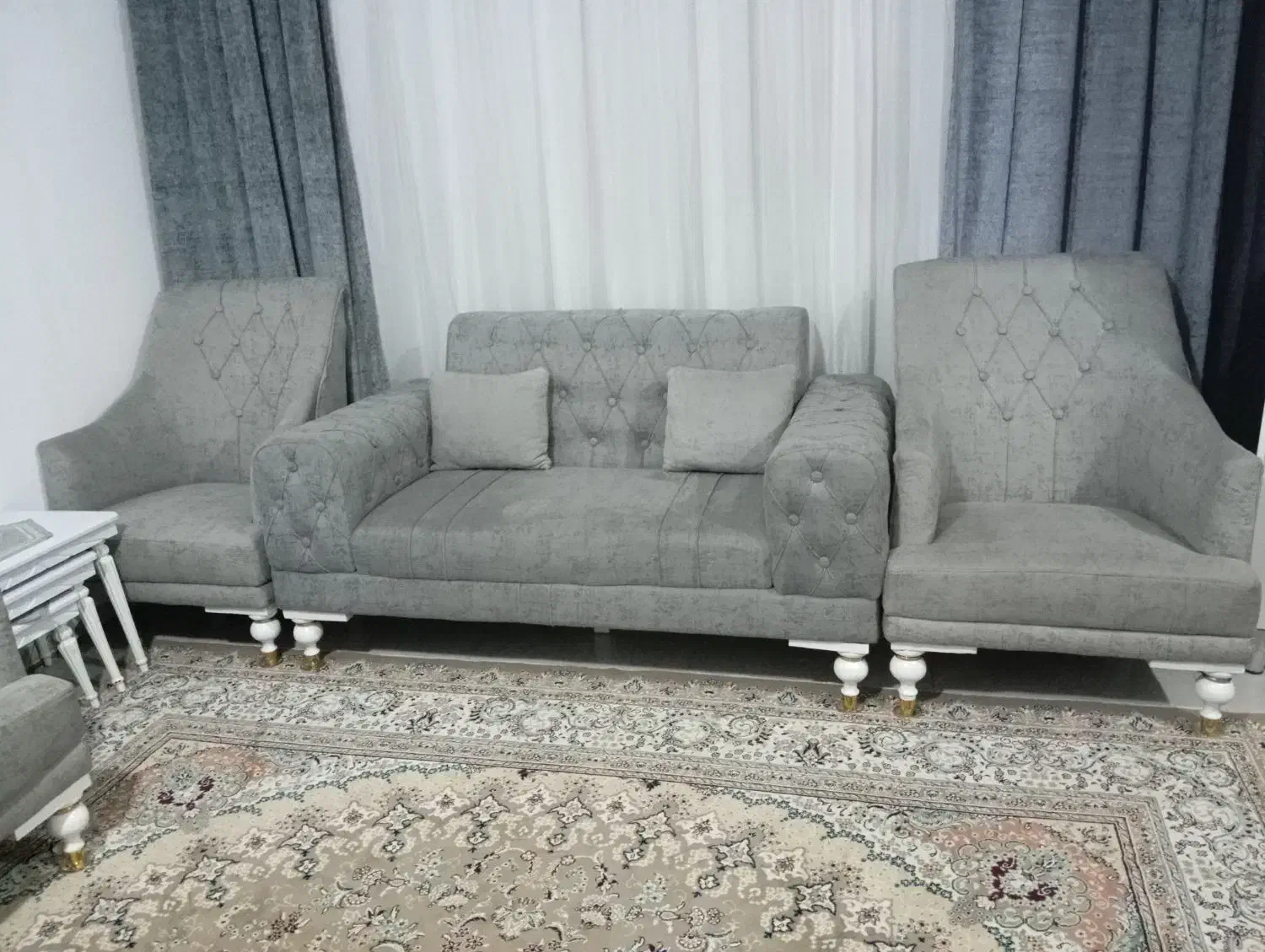 مبل چسترراحتی هفت نفره|مبلمان خانگی و میز عسلی|تهران, تختی|دیوار