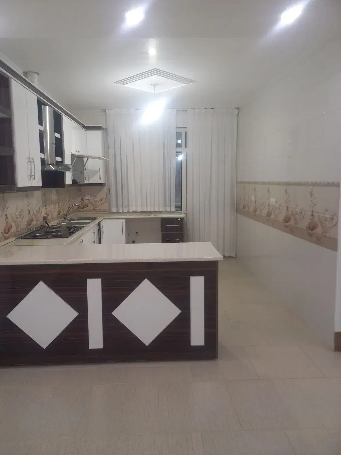 آپارتمان 110متری ظفر/ خیابان نصر/ درب مستقل|اجارهٔ آپارتمان|بیرجند, |دیوار