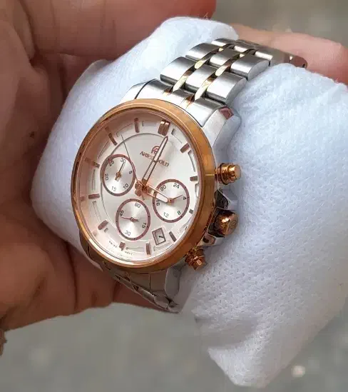 ساعت سه موتوری|ساعت|اهر, |دیوار