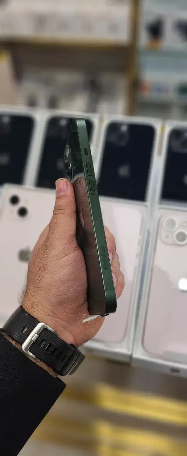 اپل 13normal حافظه ۱۲۸ گیگابایت با مهلت تست|موبایل|تهران, آشتیانی|دیوار