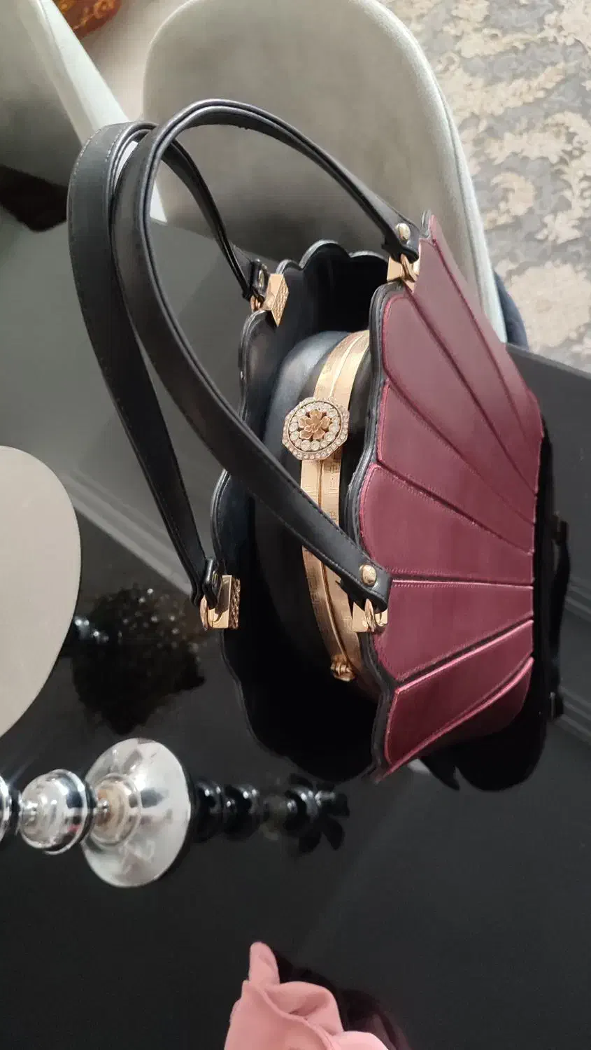 کیف چرمی|کیف، کفش، کمربند|شیراز, بریجستون|دیوار