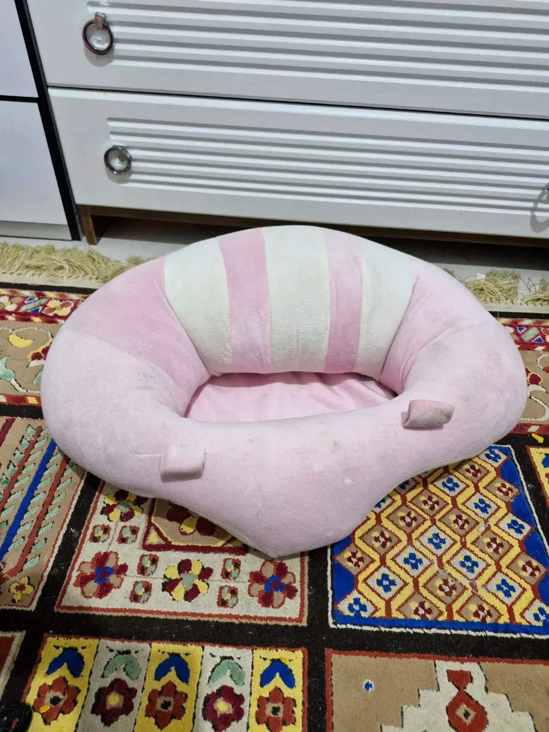 صندلی کمک نشستن کودک|تخت و صندلی بچه|بیرجند, |دیوار