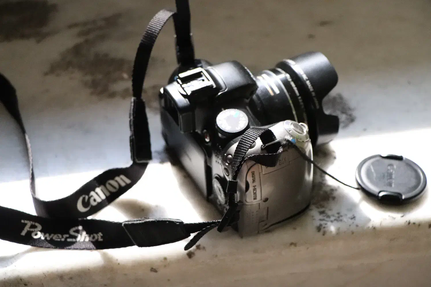 دوربین عکاسی Canon Sx20|دوربین عکاسی و فیلم‌برداری|تهران, نصرت|دیوار