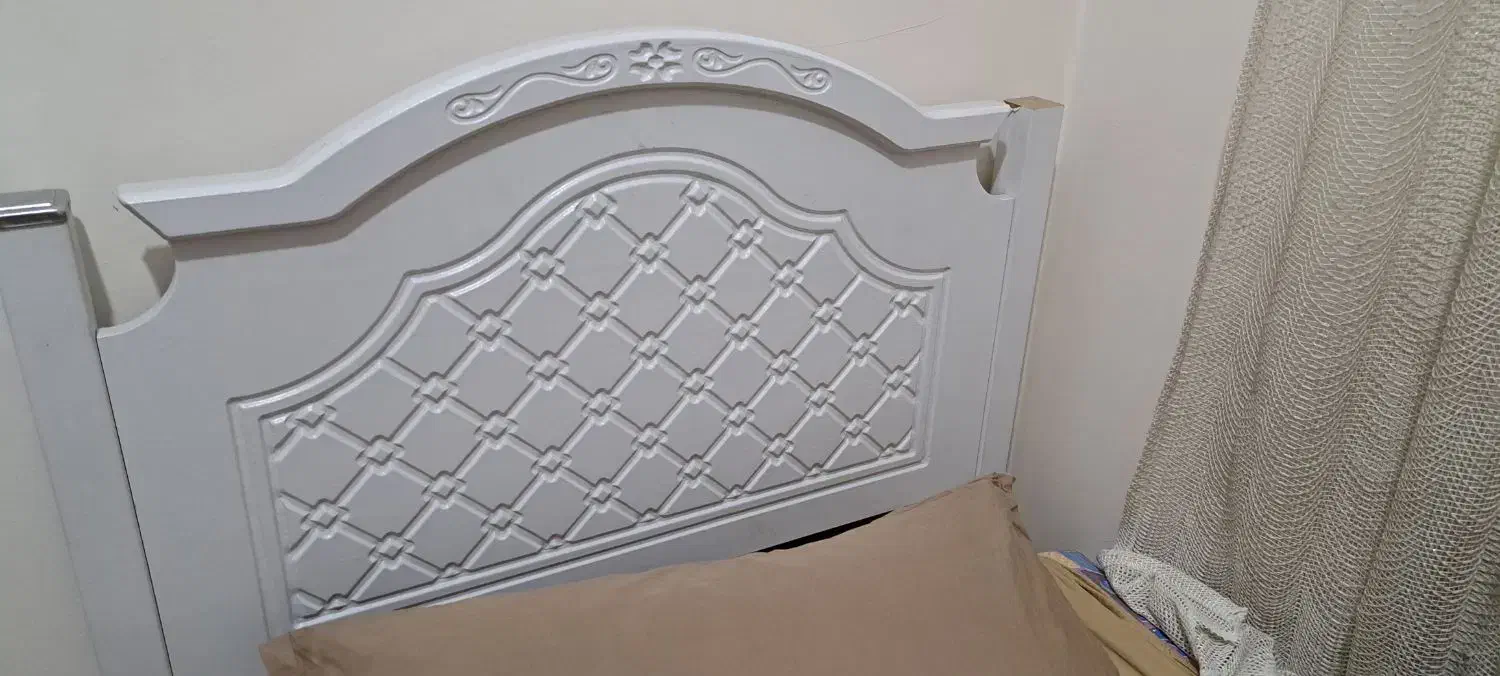 تخت خواب یک نفره با تشک|تخت و سرویس خواب|مشکین‌دشت, |دیوار