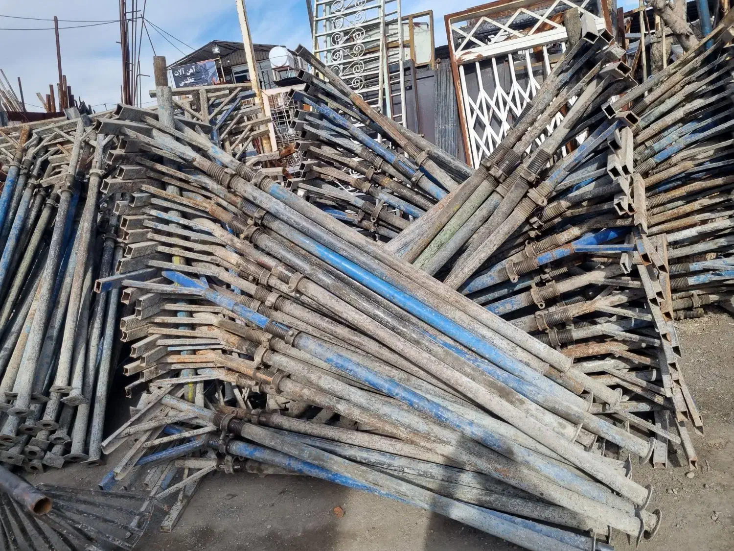 جک ۳متر ونیم|عمده‌فروشی|محمدشهر, زیبادشت|دیوار