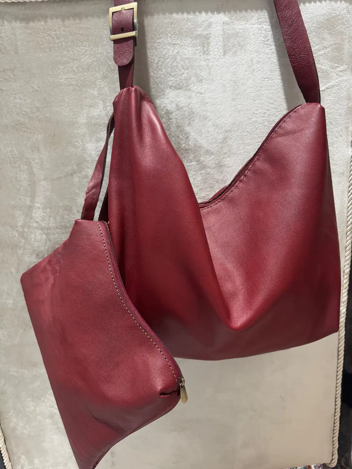 کیف چرم طبیعی جادار|کیف، کفش، کمربند|نیشابور, مازول|دیوار