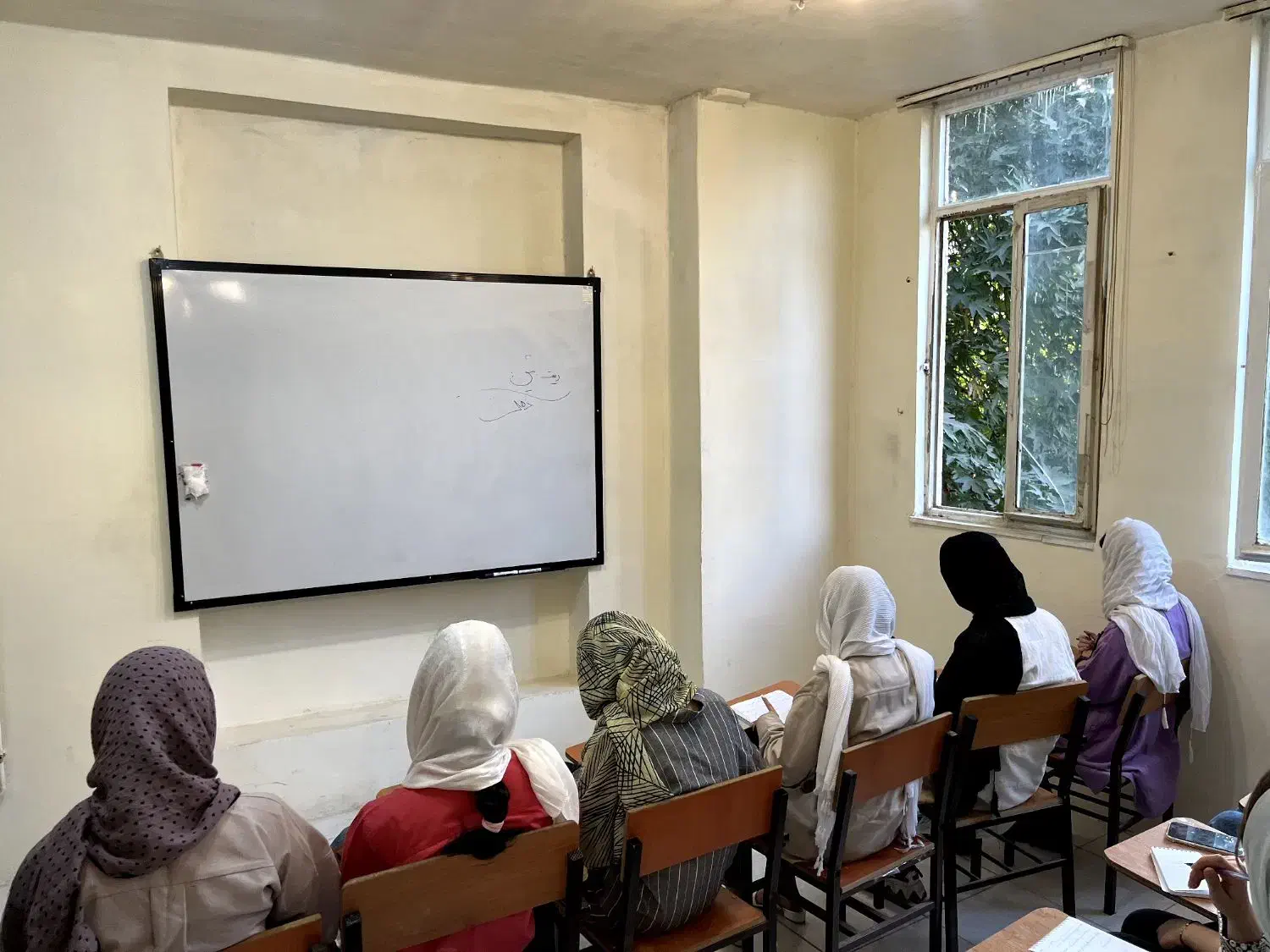 تدریس دروس مدرسه کلیه مقاطع در آموزشگاه مهراد|خدمات آموزشی|کرمانشاه, |دیوار