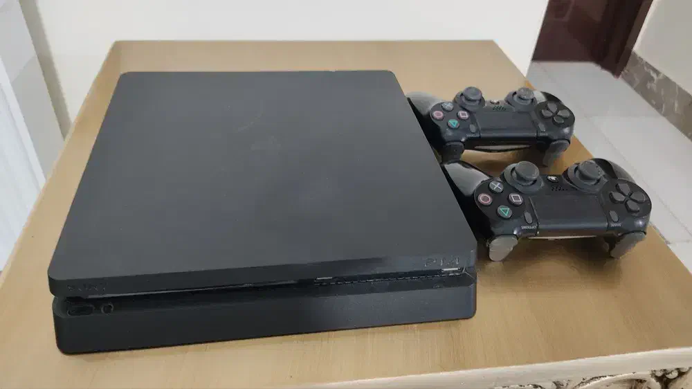 ps4 slim 1traوps5fat|کنسول، بازی ویدئویی و آنلاین|پردیس, فاز ۴|دیوار