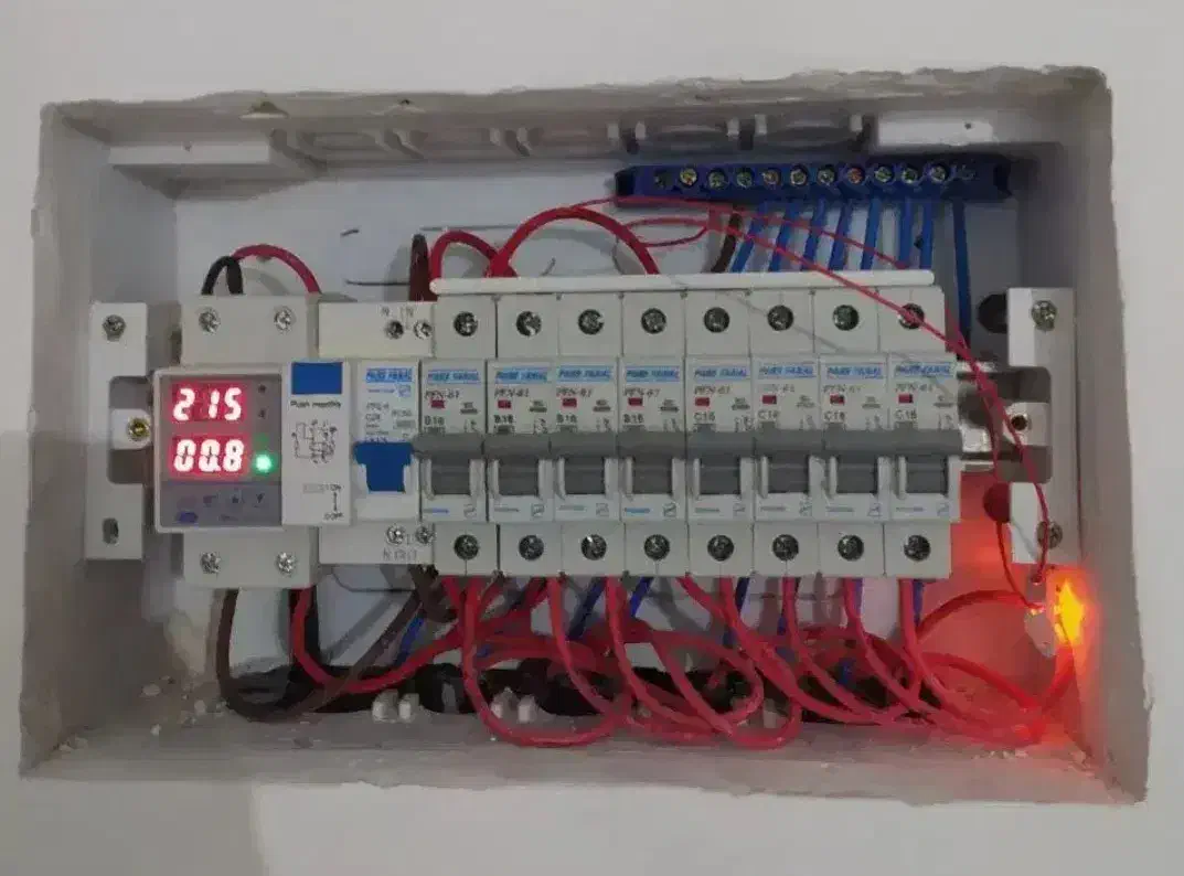 برقکار،برقکاری،برقکشی،برقکش.نصب وتعمیرآیفون تصویری|خدمات پیشه و مهارت|همدان, |دیوار