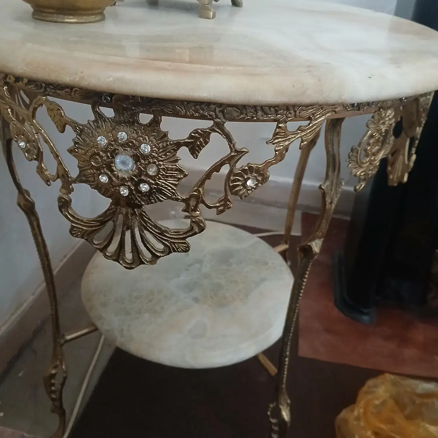 میز برنز|میز تلفن|تبریز, |دیوار