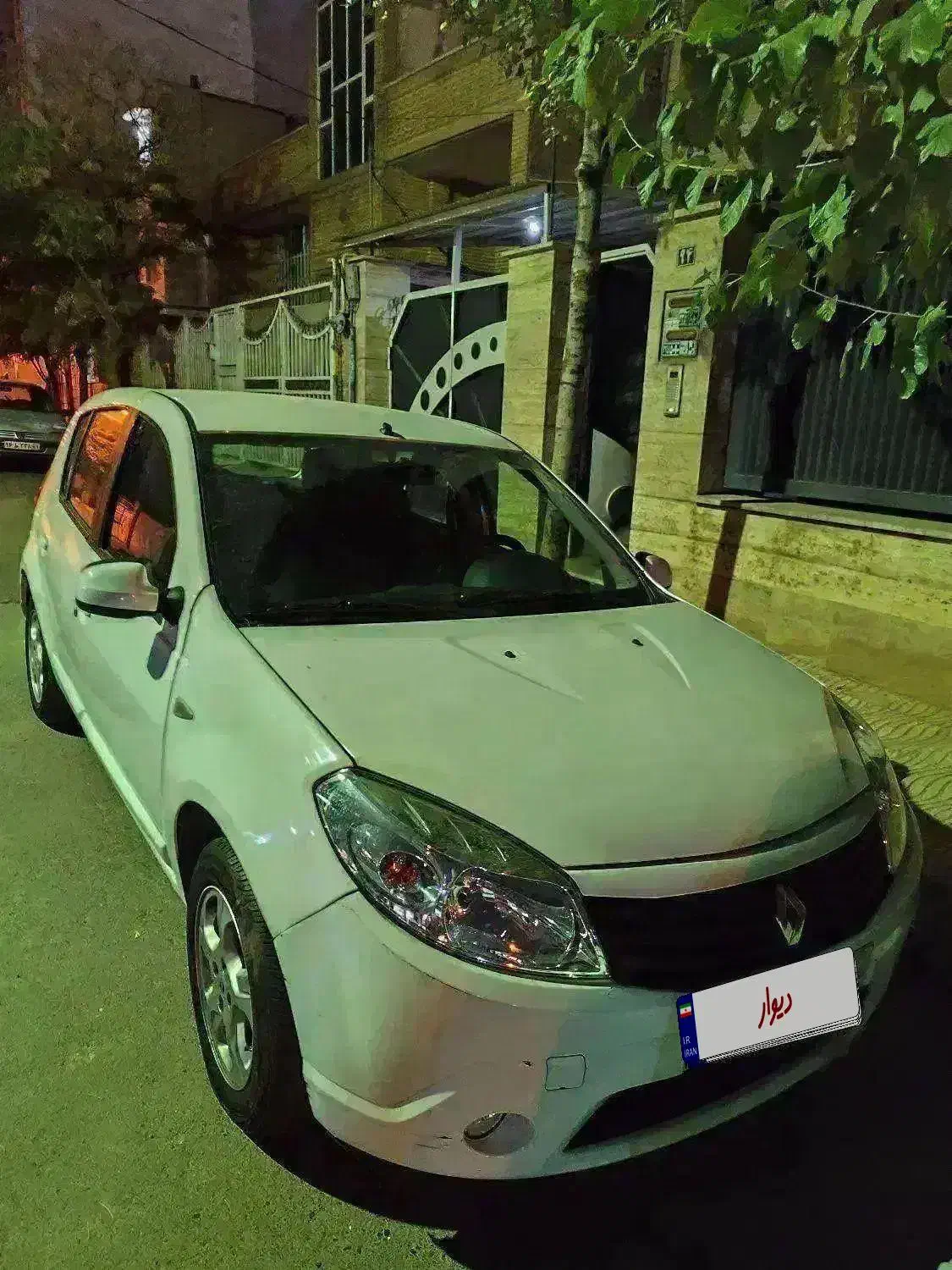 رنوساندرو خانگی مدل ۹۵اتوماتیک|خودرو سواری و وانت|کرج, عظیمیه|دیوار