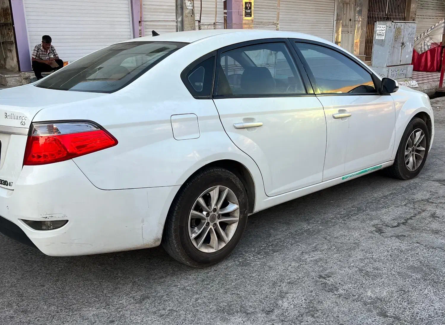 برلیانس H330 اتوماتیک موتور بزرگ|خودرو سواری و وانت|بندر گناوه, |دیوار